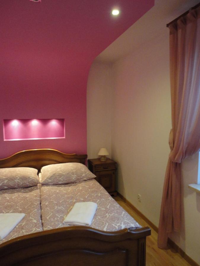 Apartament "Cleopatra" Z Garazem Podziemnym, Faktury Vat Apartment Kielce Exterior photo