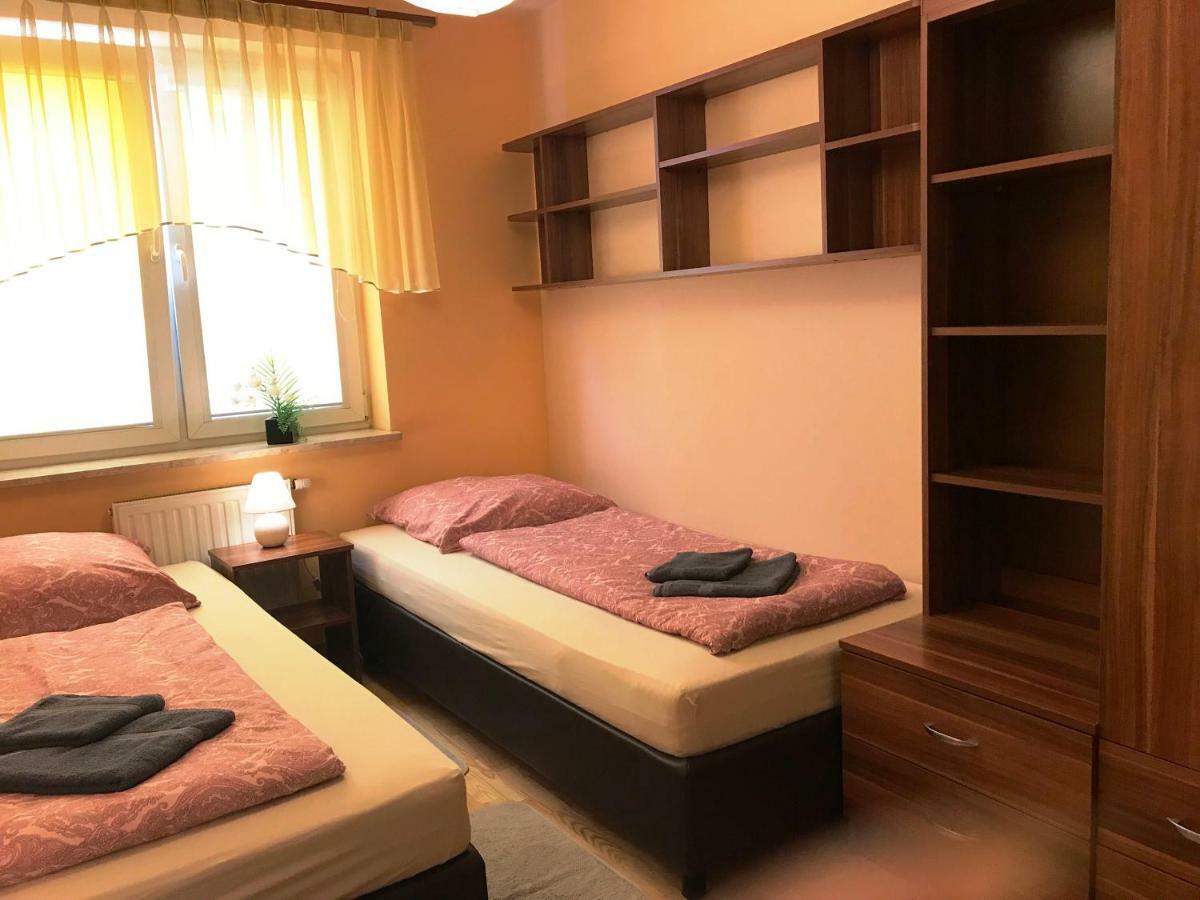 Apartament "Cleopatra" Z Garazem Podziemnym, Faktury Vat Apartment Kielce Exterior photo